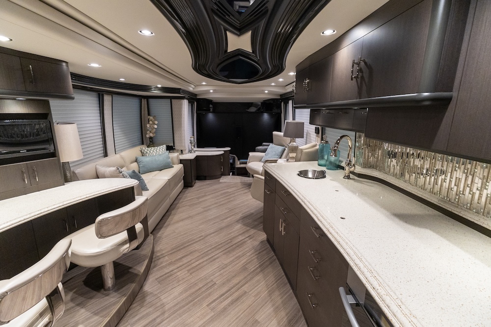 2015 Prevost Liberty H3-45 For Sale