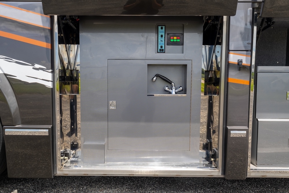 2015 Prevost Liberty H3-45 For Sale