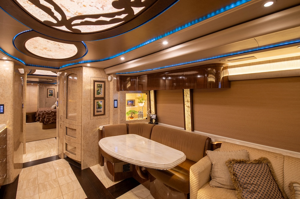 2015 Prevost Marathon H3-45 For Sale