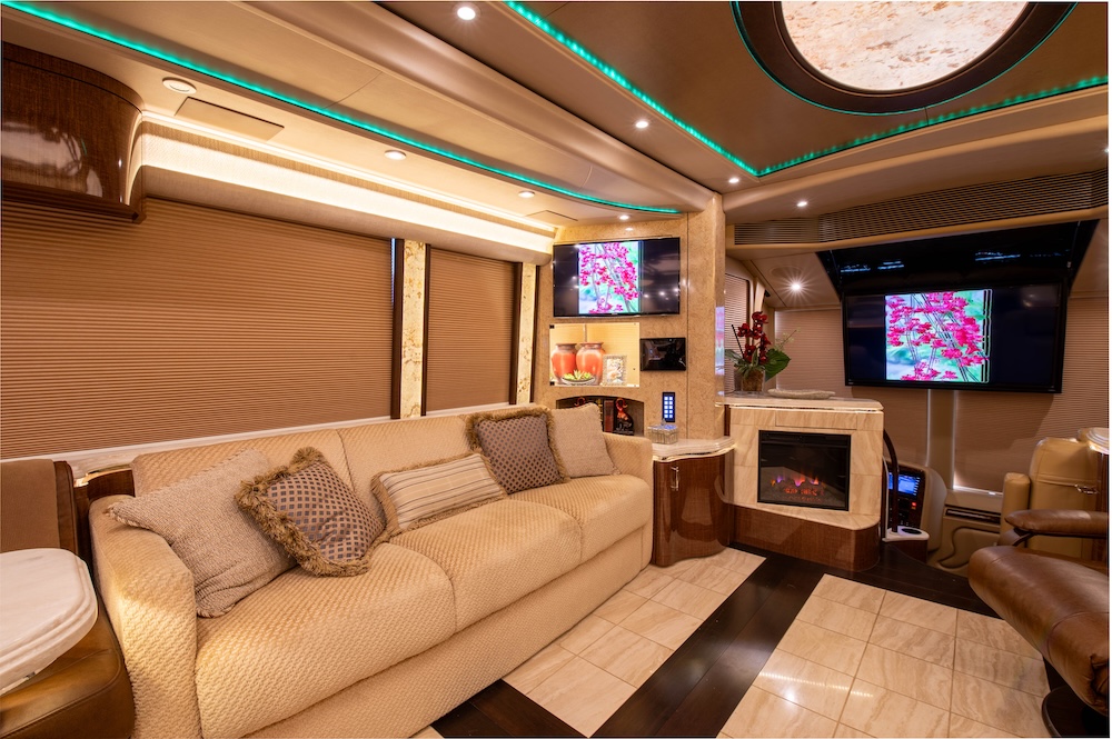 2015 Prevost Marathon H3-45 For Sale
