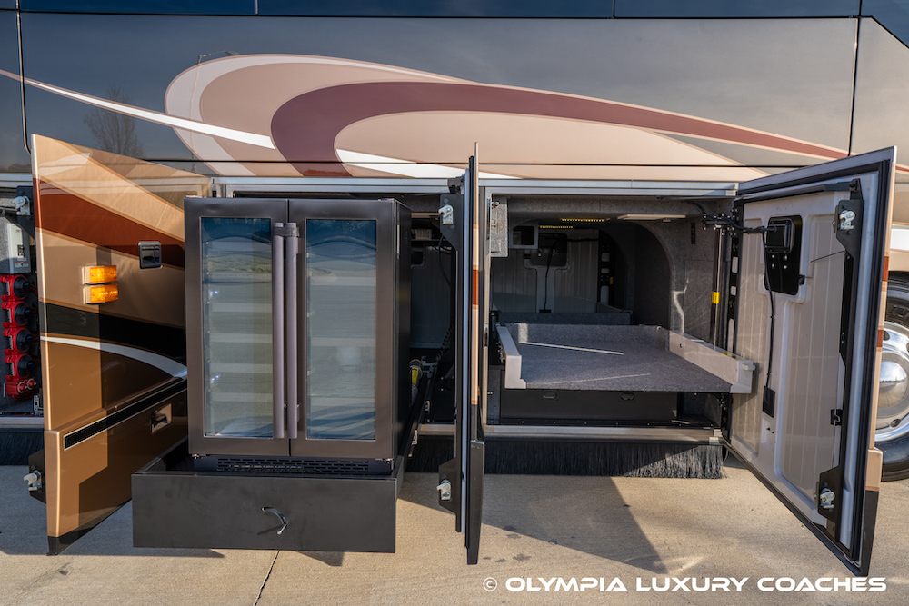 2015 Prevost Millennium H3-45 For Sale