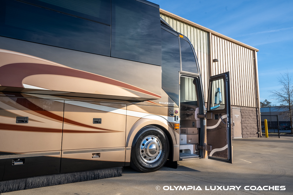 2015 Prevost Millennium H3-45 For Sale