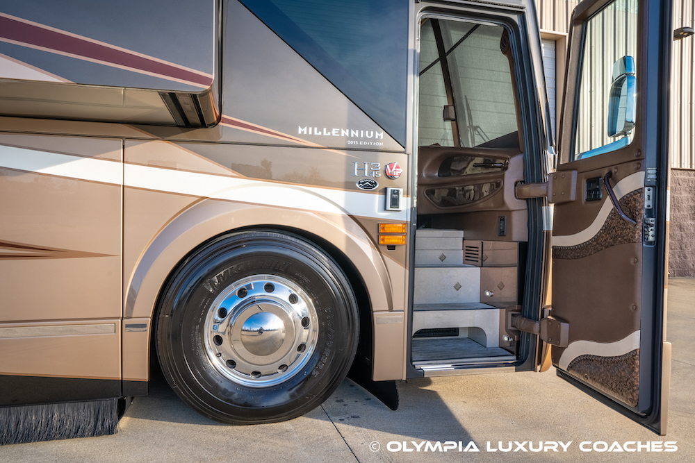 2015 Prevost Millennium H3-45 For Sale