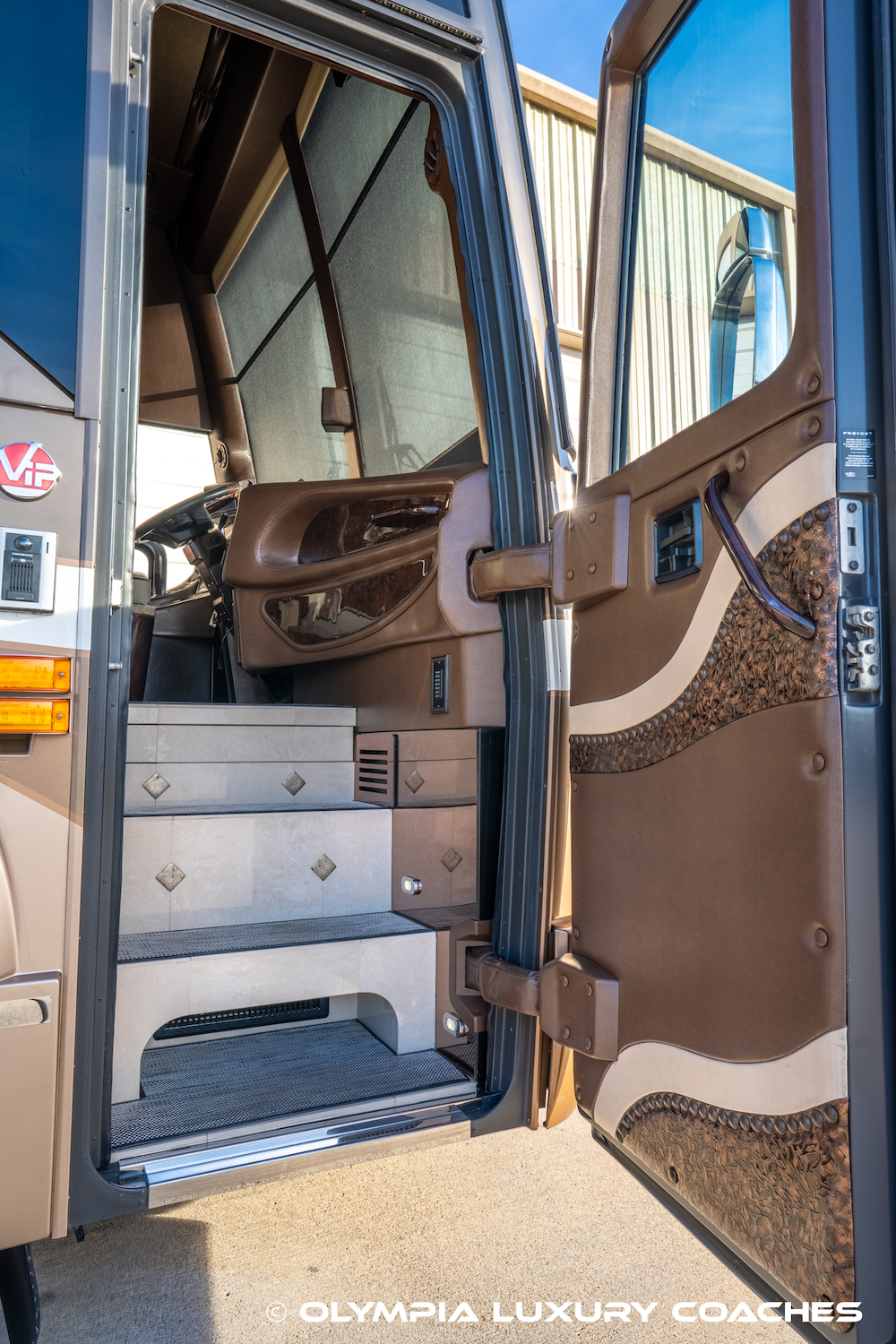 2015 Prevost Millennium H3-45 For Sale