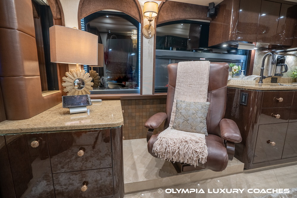 2015 Prevost Millennium H3-45 For Sale