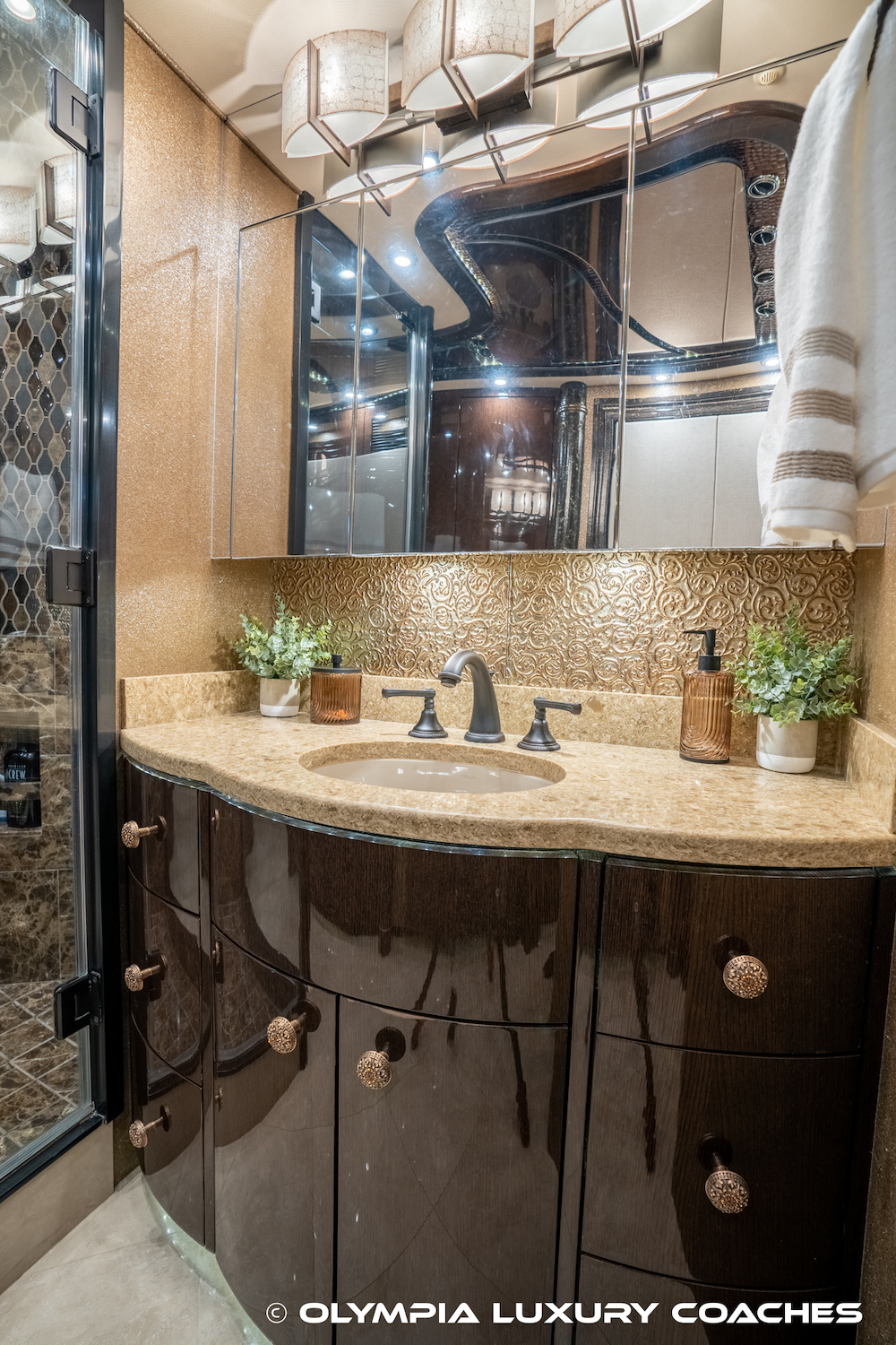 2015 Prevost Millennium H3-45 For Sale