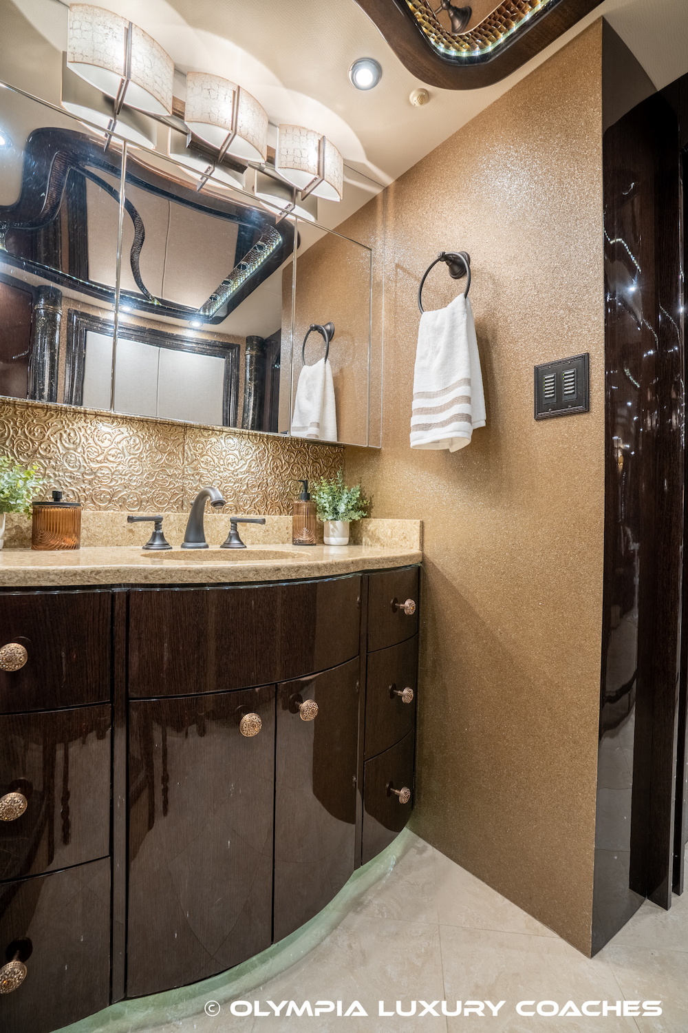 2015 Prevost Millennium H3-45 For Sale