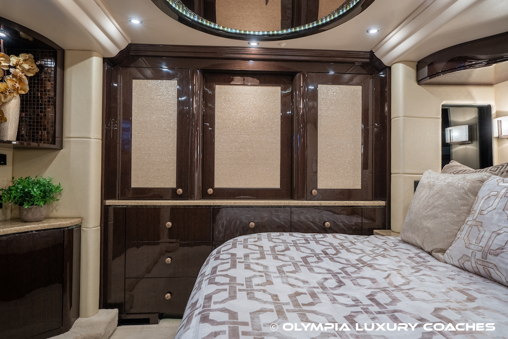 2015 Prevost Millennium H3-45 For Sale