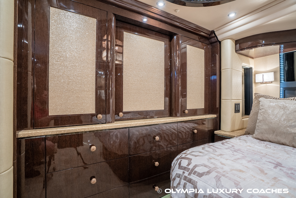 2015 Prevost Millennium H3-45 For Sale