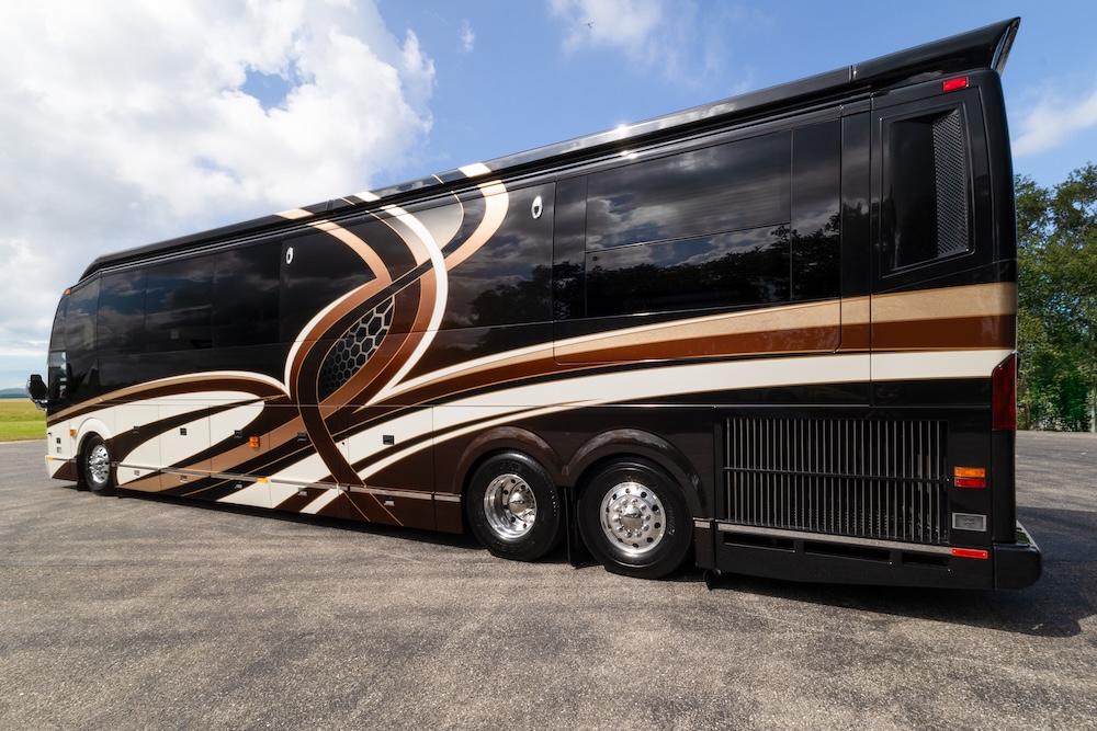2015 Prevost Millennium H3-45 For Sale