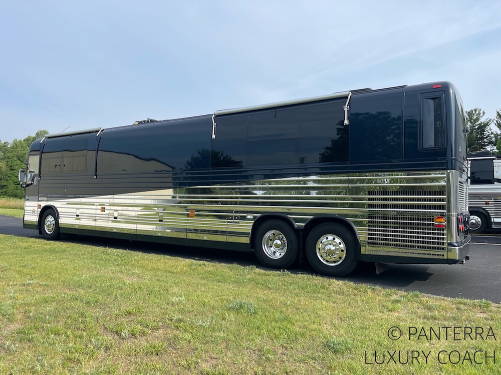 2015 Prevost Millennium X3 For Sale