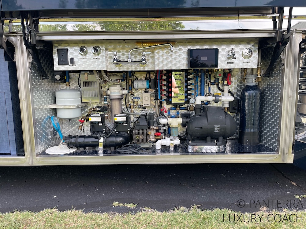 2015 Prevost Millennium X3 For Sale