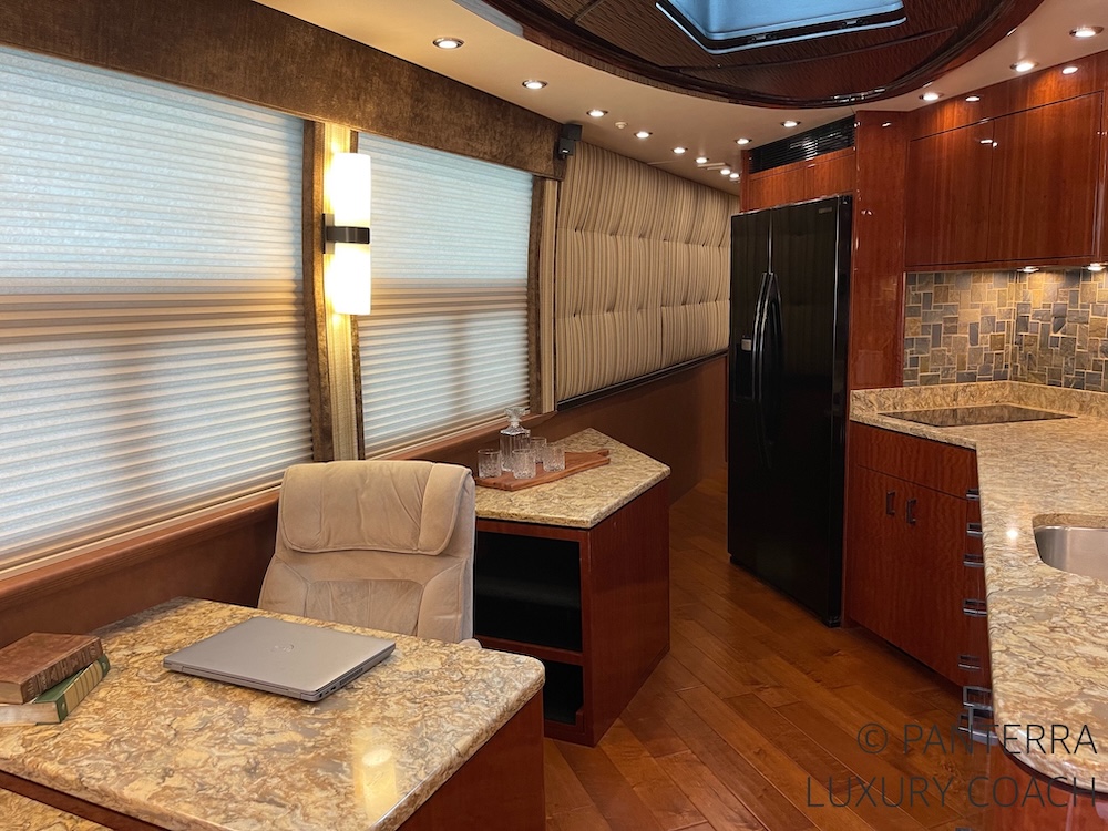 2015 Prevost Millennium X3 For Sale