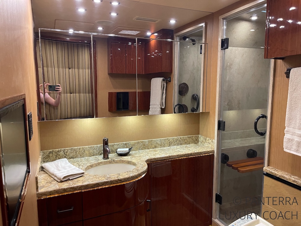 2015 Prevost Millennium X3 For Sale