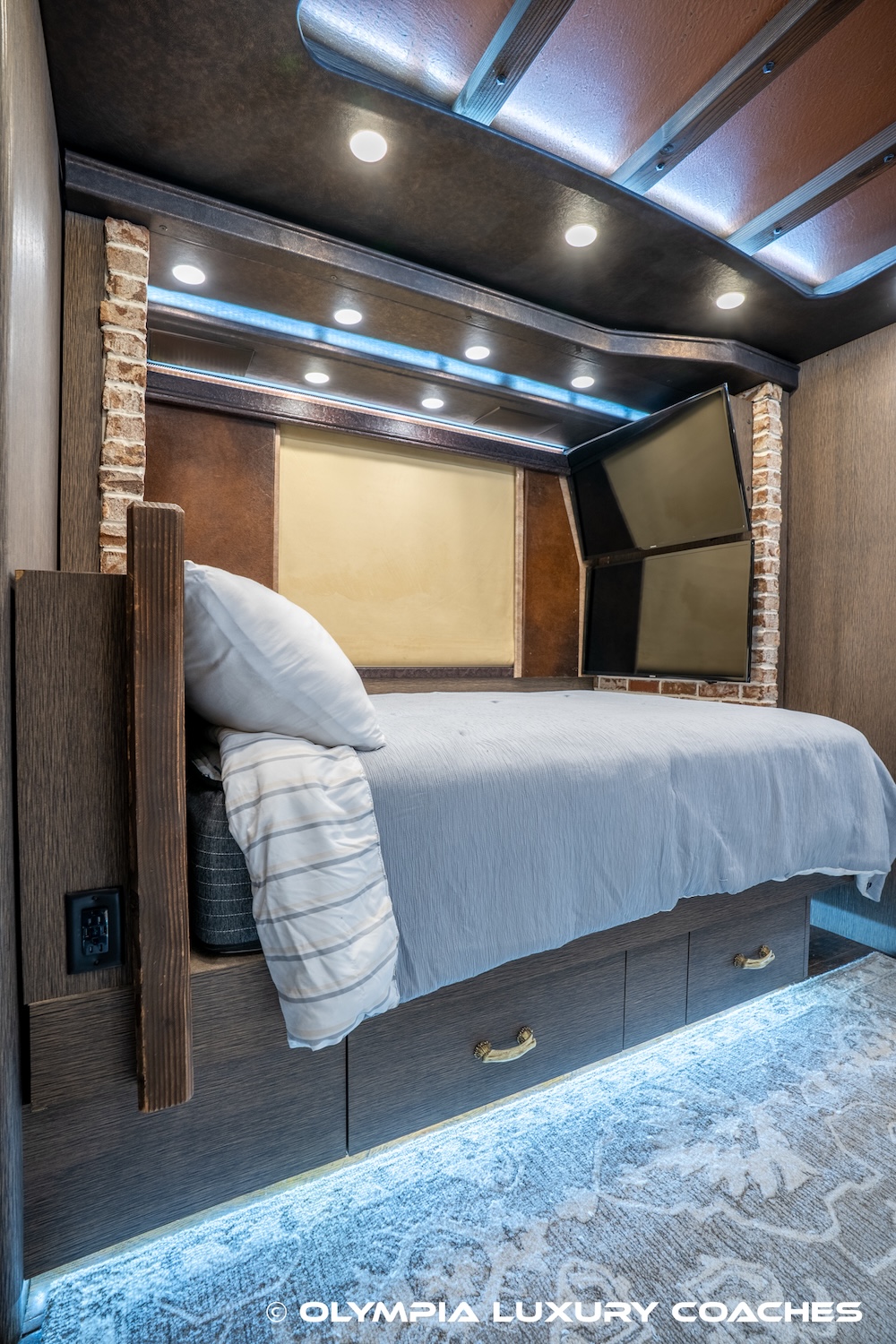 2015 Prevost  X3 For Sale