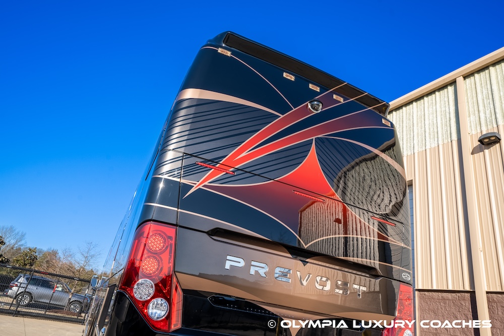 2016 Prevost Featherlite  H3-45 For Sale