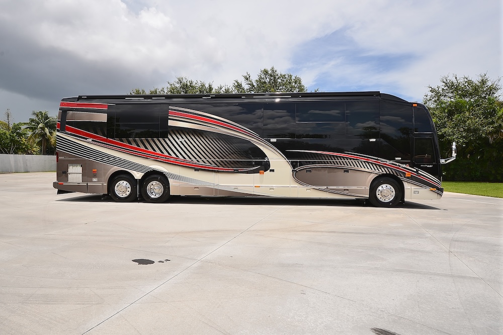 2016 Prevost Liberty H3-45 For Sale