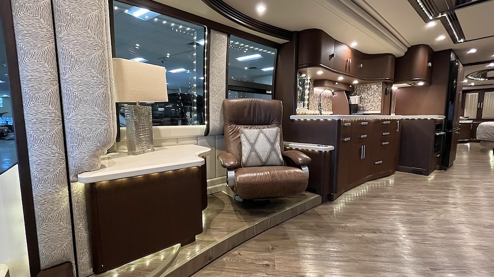 2016 Prevost Liberty H3-45 For Sale