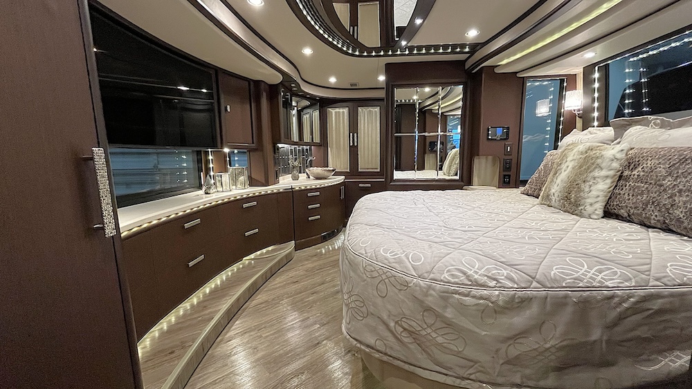 2016 Prevost Liberty H3-45 For Sale