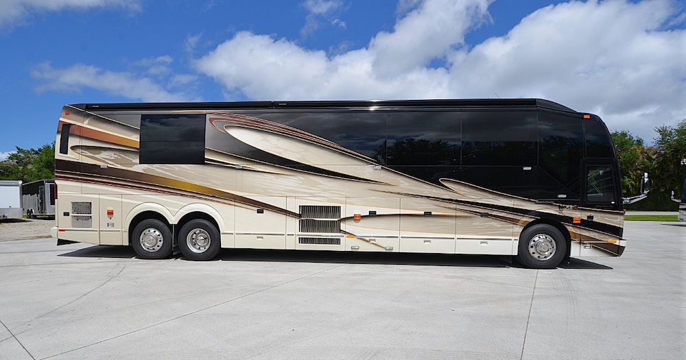 2016 Prevost Liberty H3-45 For Sale