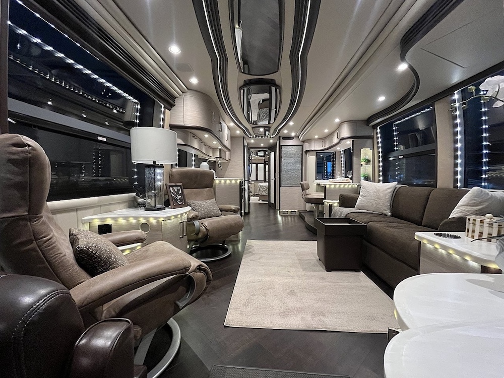 2016 Prevost Liberty H3-45 For Sale