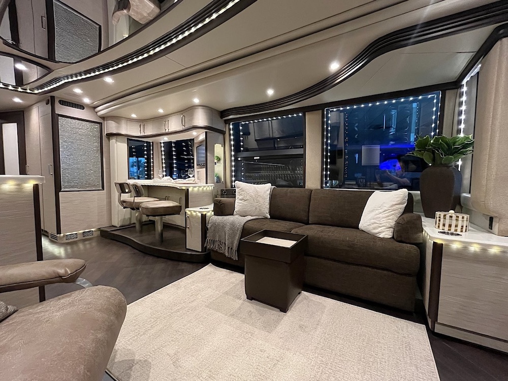 2016 Prevost Liberty H3-45 For Sale