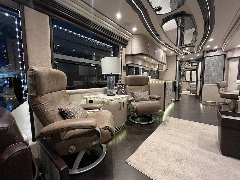 2016 Prevost Liberty H3-45 For Sale