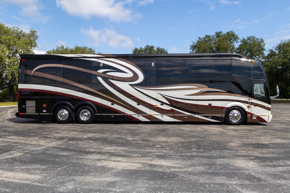 2016 Prevost Millennium H3-45 For Sale