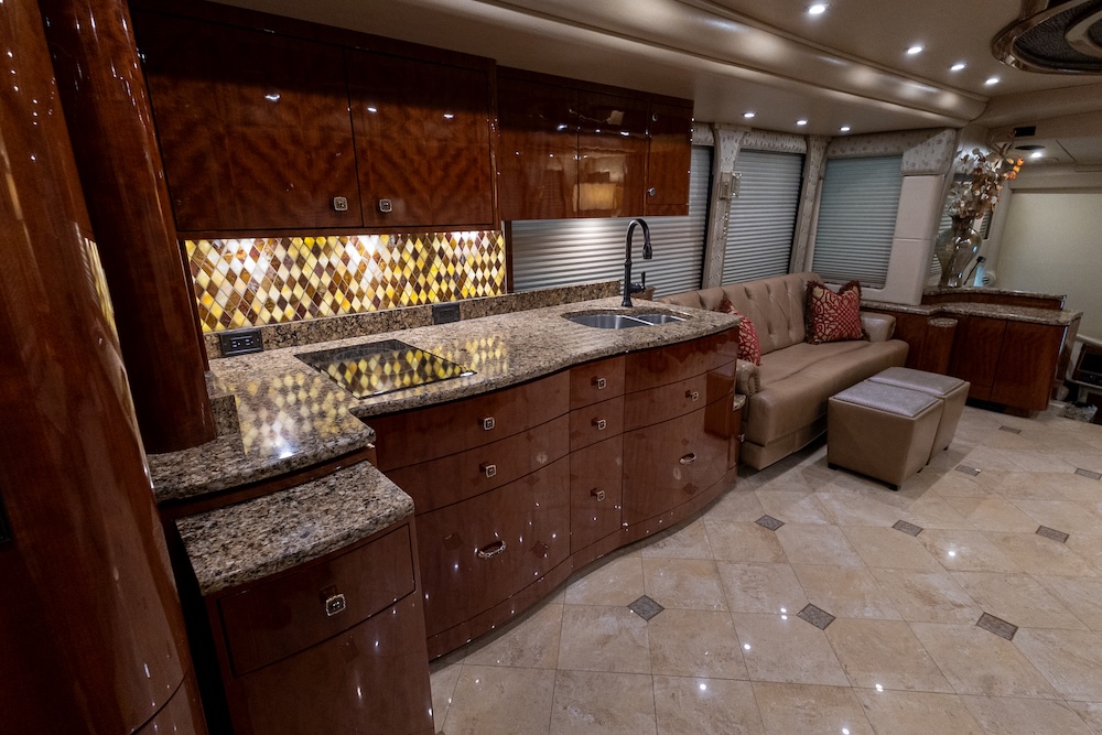 2016 Prevost Millennium H3-45 For Sale
