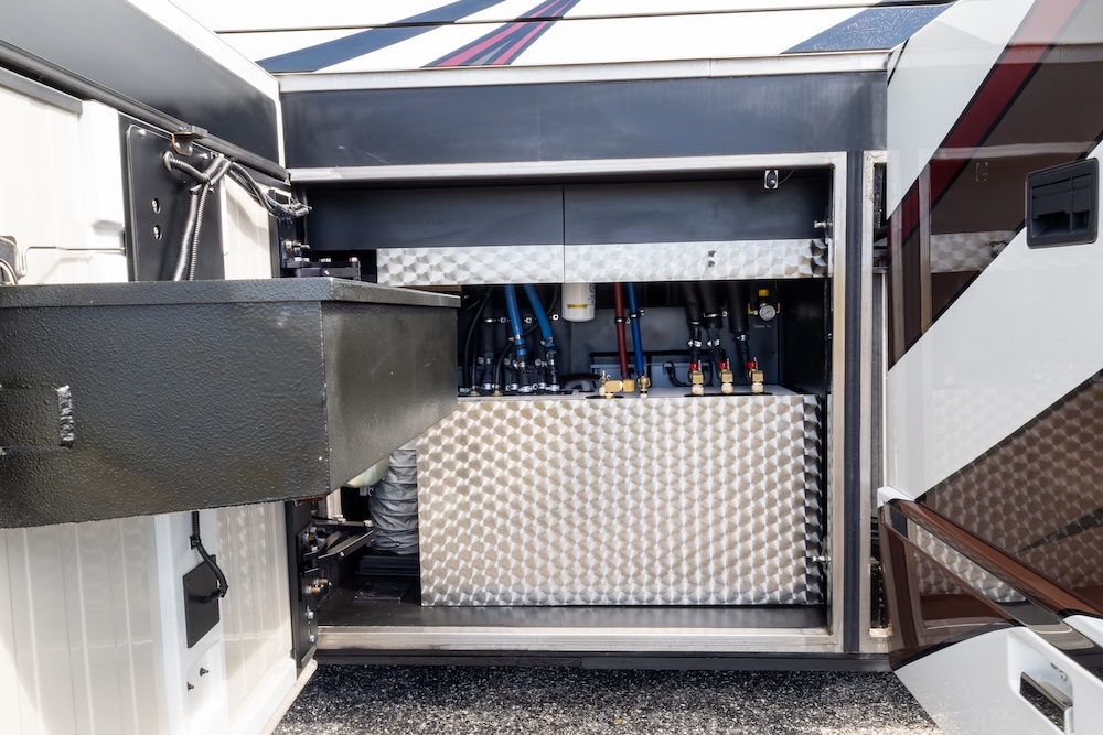 2016 Prevost Millennium H3-45 For Sale