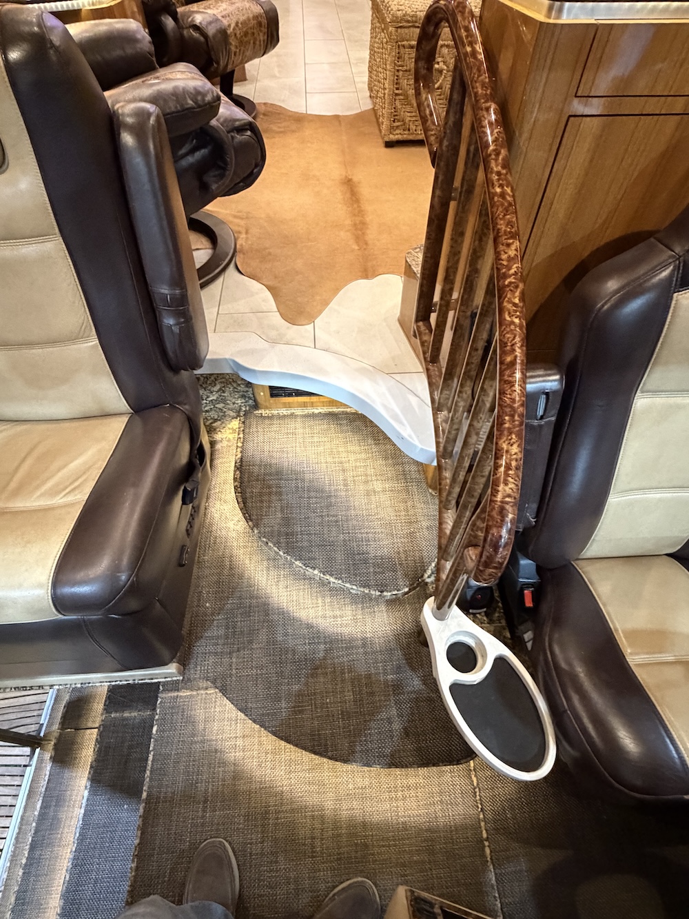 2016 Prevost Marathon H3-45 For Sale