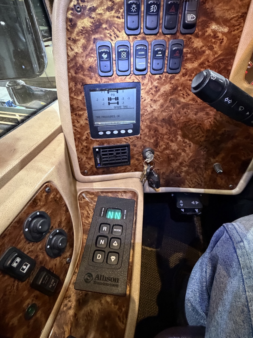 2016 Prevost Marathon H3-45 For Sale