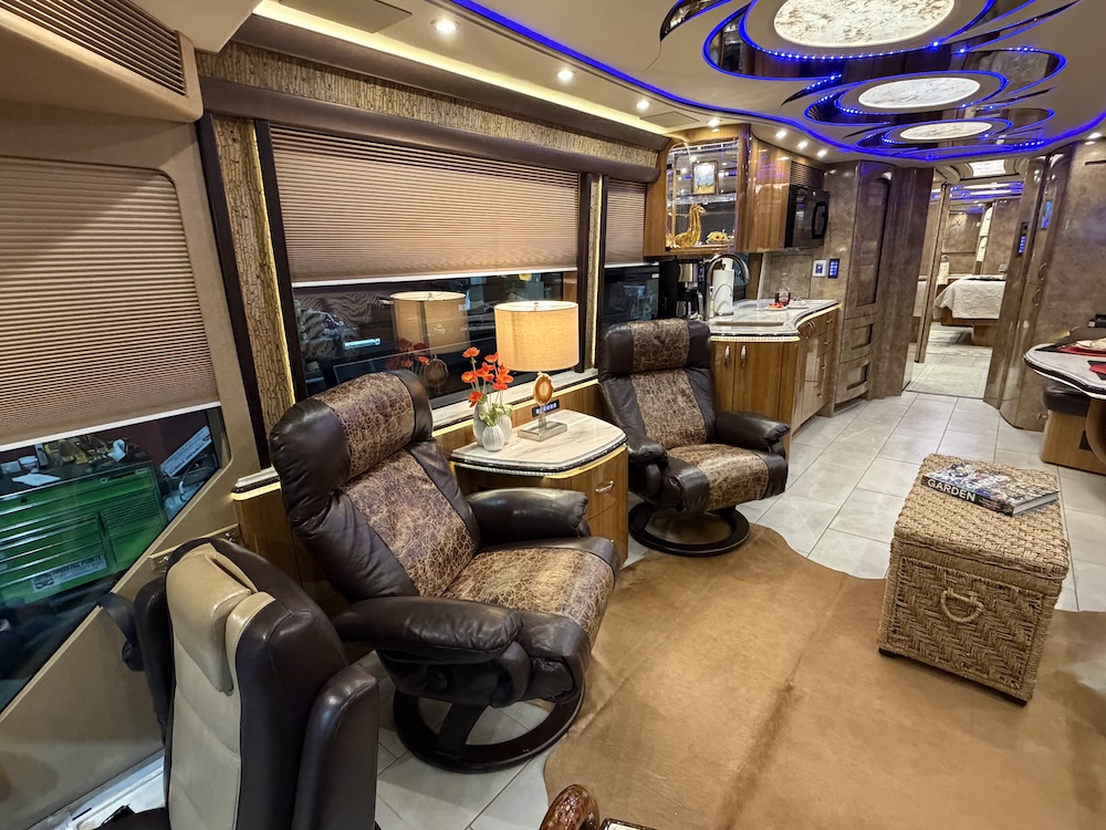 2016 Prevost Marathon H3-45 For Sale