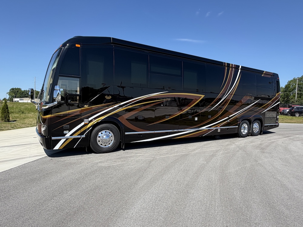 2016 Prevost Marathon H3-45 For Sale