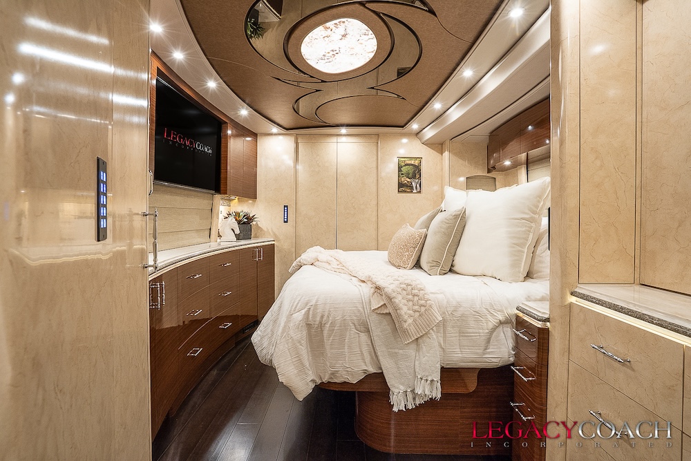 2016 Prevost  Marathon X3 For Sale