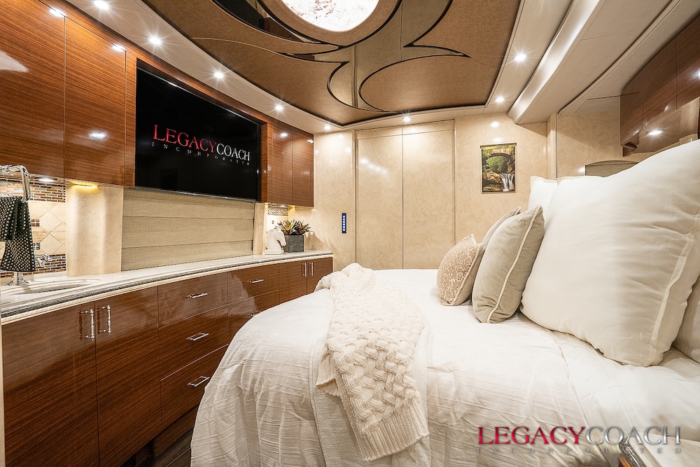 2016 Prevost  Marathon X3 For Sale