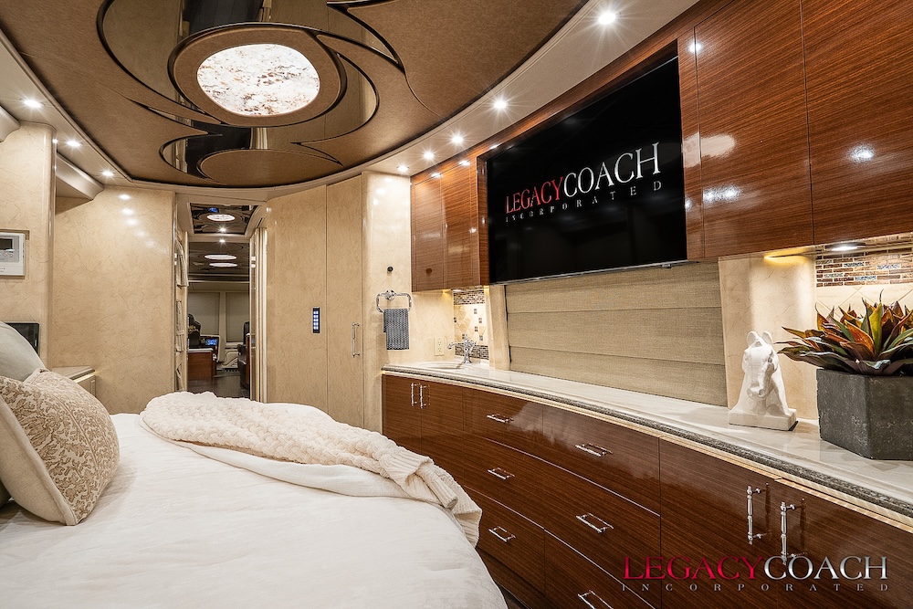 2016 Prevost  Marathon X3 For Sale