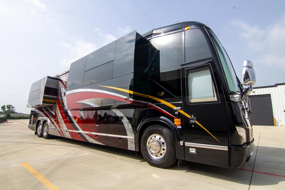2016 Prevost Marathon H3-45 For Sale