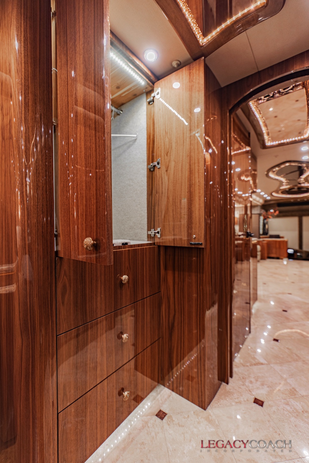 2016 Prevost Millennium H3-45 For Sale