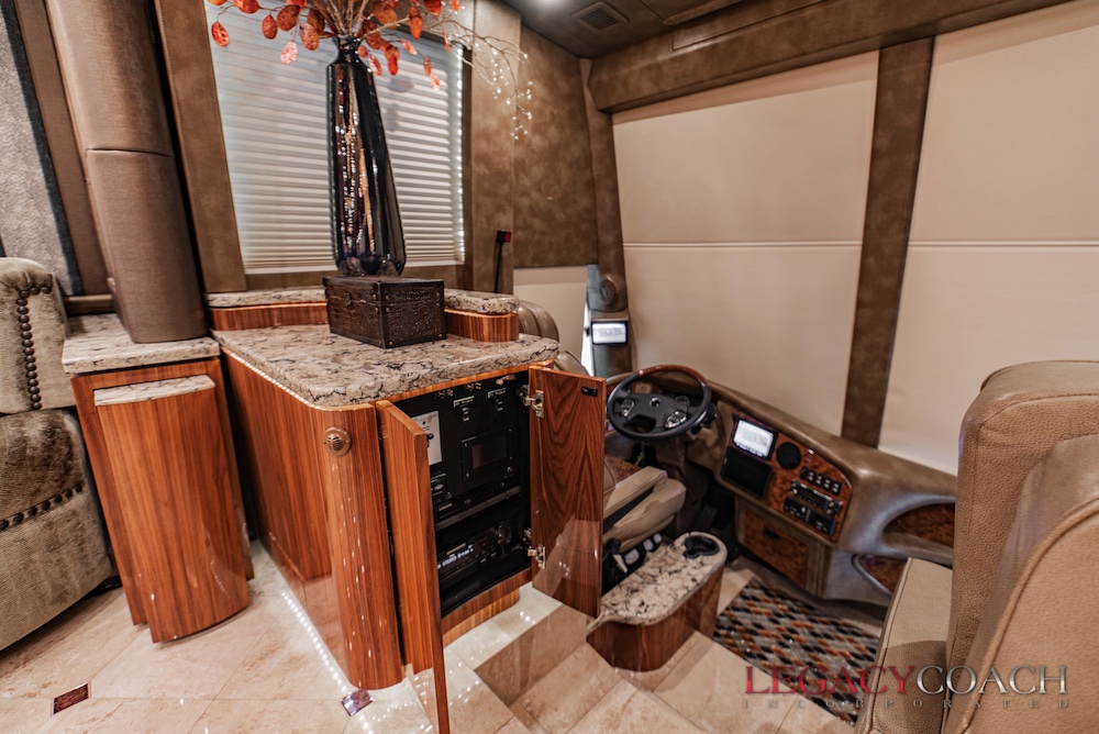 2016 Prevost Millennium H3-45 For Sale