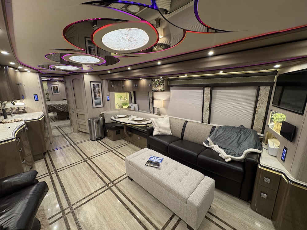 2017 Prevost Marathon H3-45 For Sale