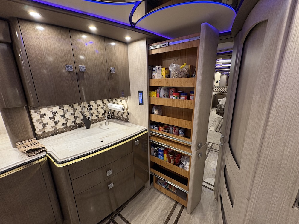 2017 Prevost Marathon H3-45 For Sale