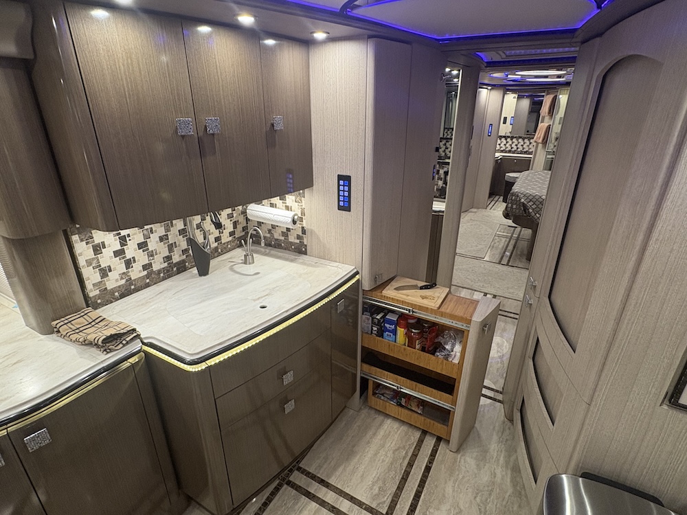 2017 Prevost Marathon H3-45 For Sale