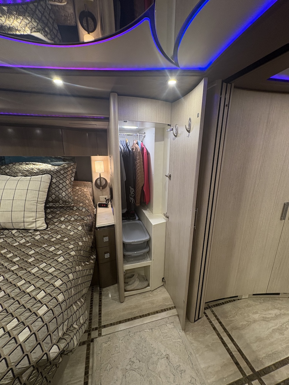 2017 Prevost Marathon H3-45 For Sale