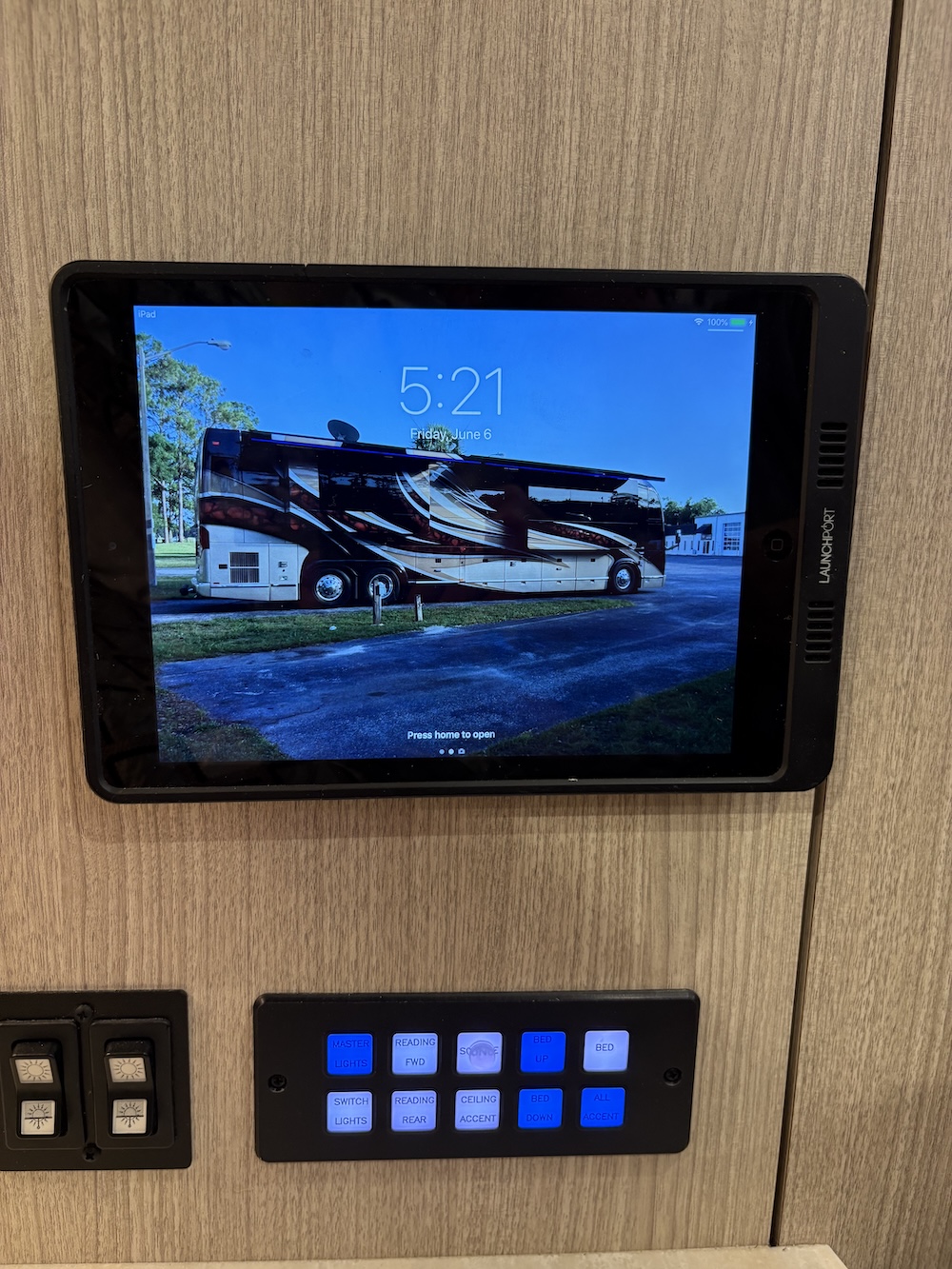 2017 Prevost Marathon H3-45 For Sale