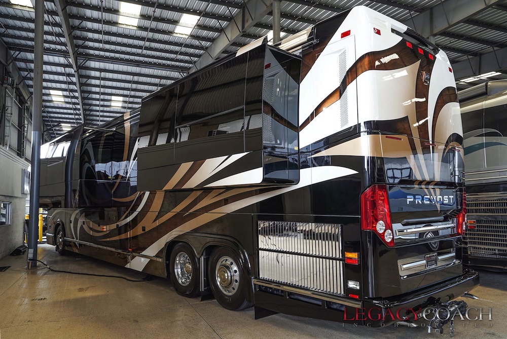 2017 Prevost Marathon H3-45 For Sale