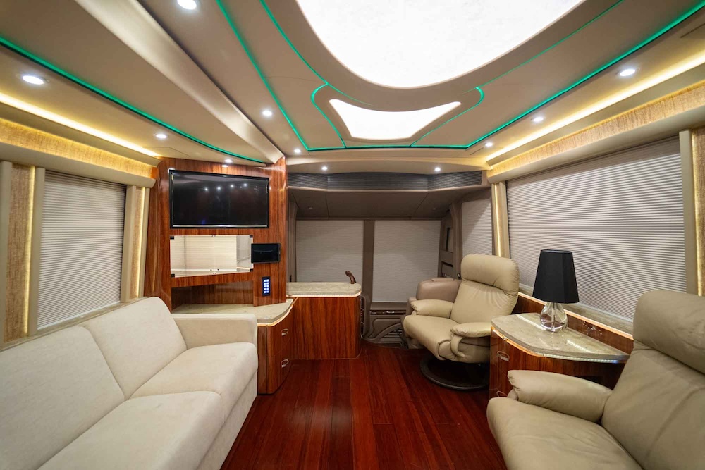 2017 Prevost Marathon H3-45 For Sale