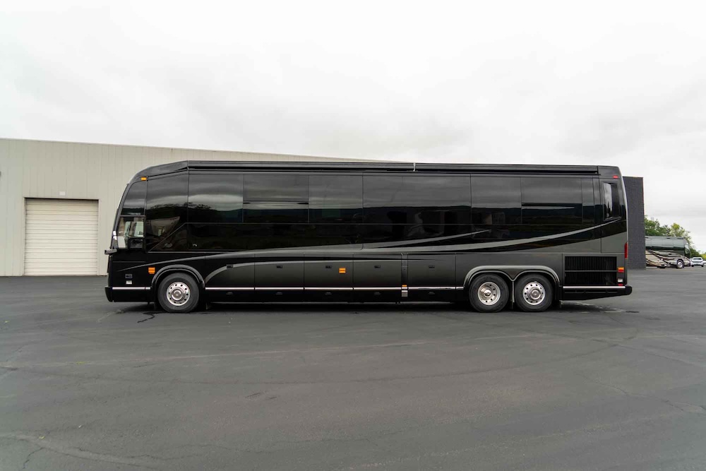 2017 Prevost Marathon H3-45 For Sale