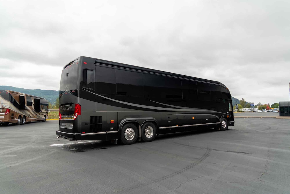 2017 Prevost Marathon H3-45 For Sale