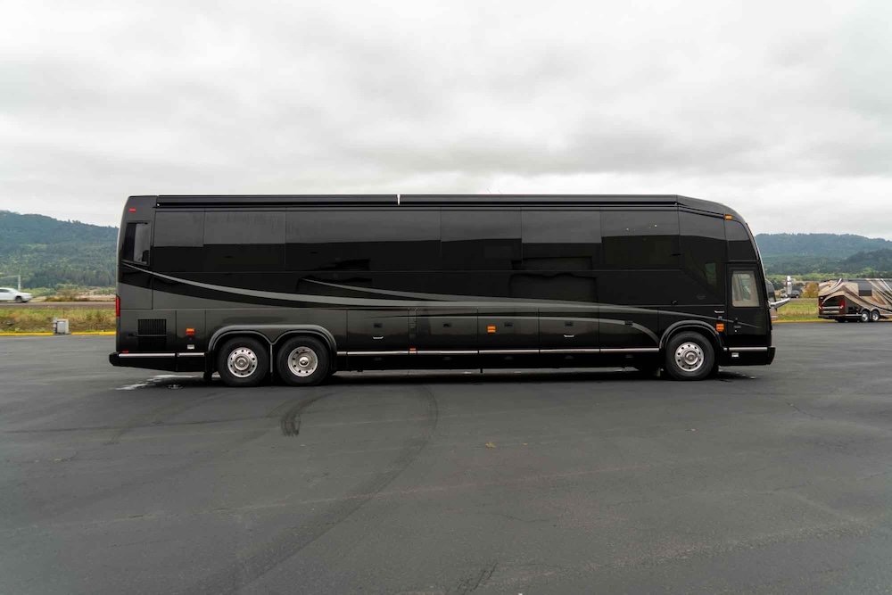 2017 Prevost Marathon H3-45 For Sale